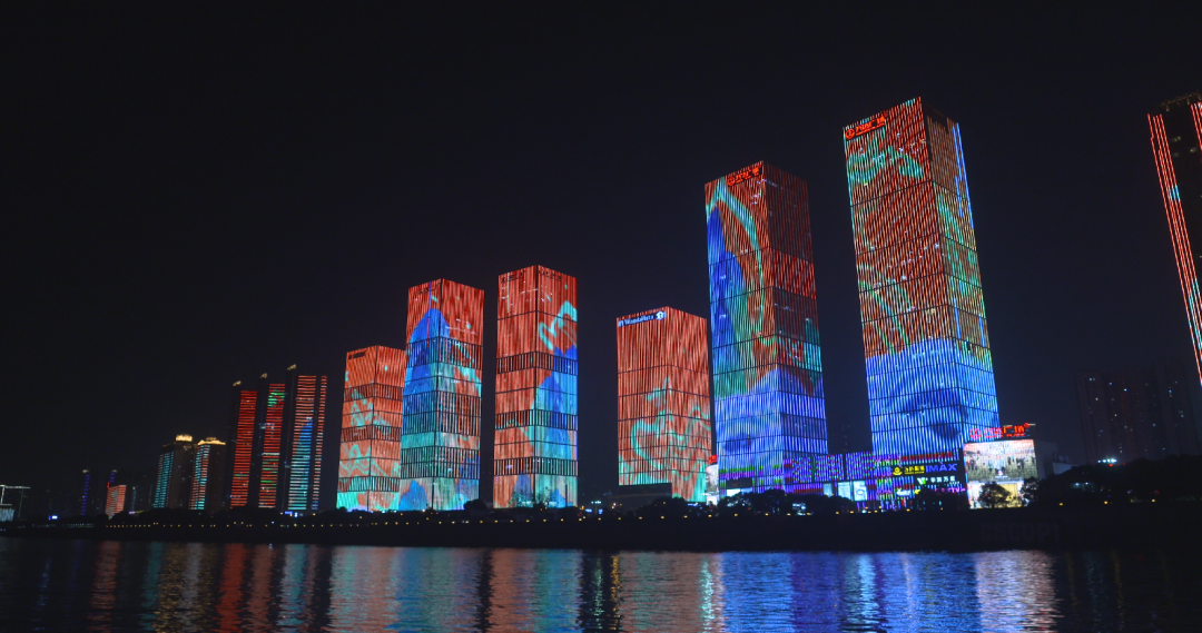 长沙“一江两岸”城市照明点亮星城夜经济