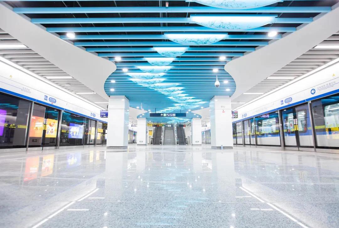 三思45000套LED灯具在杭富城际铁路演绎空间照明艺术