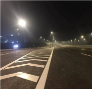 2000多盏LED路灯点亮江苏扬州江平快速路