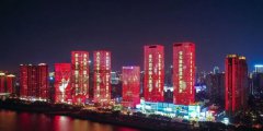 长沙“一江两岸”夜景灯光上新“建党百年”主题