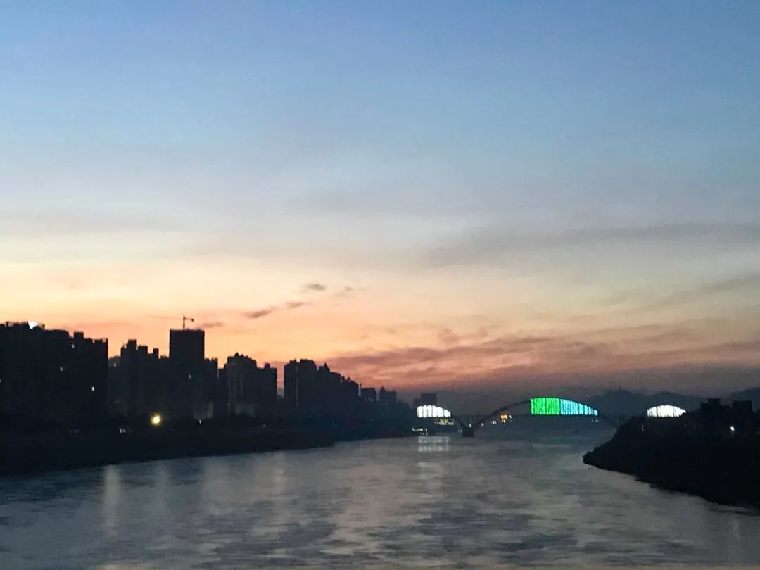 广西梧州高旺大桥夜景照明调试亮灯