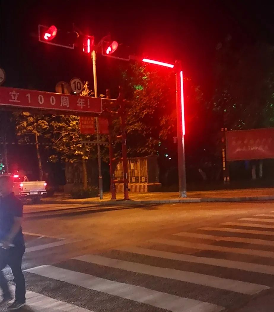 云南楚雄城区320国道沿线启动灯光亮化工程