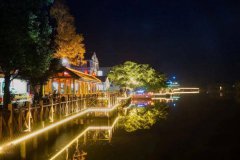 浙江温州苍南县项东村打造出极具水乡特色灯光夜景
