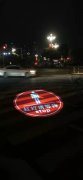 江西九江柴桑区交警在人行横道设置地面投影灯助行人文明安全过马路
