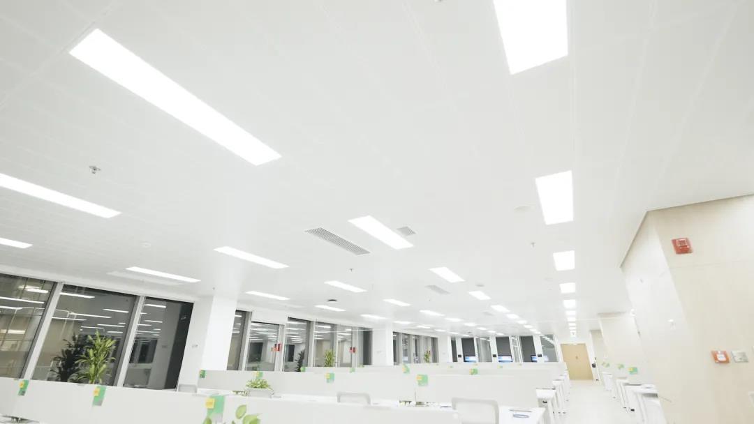 昕诺飞助力德国中心实现照明设施现代化升级