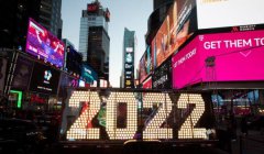 “2022”灯光装置亮相美国纽约时报广场