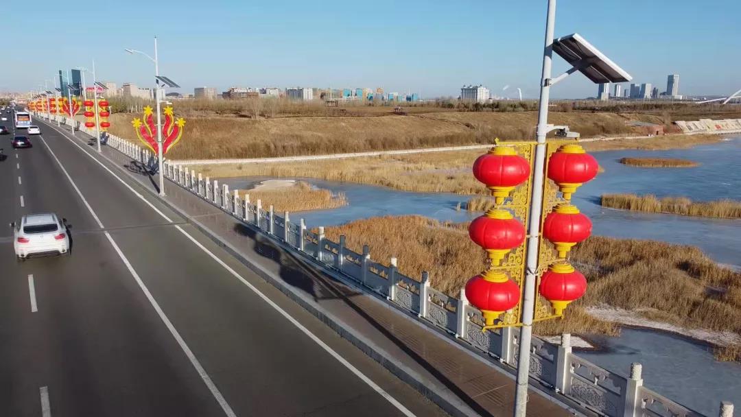 内蒙古鄂尔多斯伊金霍洛旗城区春节亮化工程即将完工亮灯