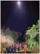 桂林飞宇科技无人机为东航梧州坠机事故救援提供夜间照明