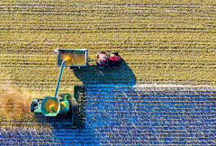 自主拖拉机加速智慧农业的实现
