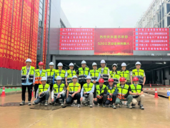 浙江省首条12英寸晶圆生产线，杭州富芯电子厂房首台设备成功搬入