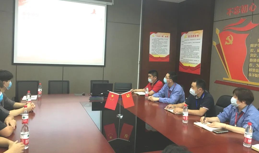 佛山照明子公司南宁燎旺与广西南宁技师学院为“双师型”教师培训基地揭牌