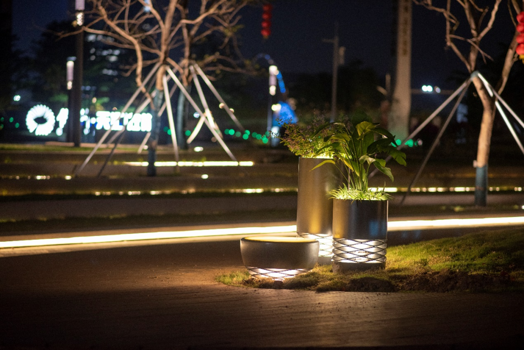 中山翠亨新区滨河整治水利工程中央示范段璀璨亮灯