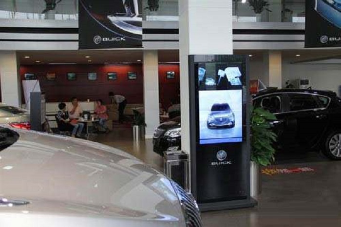为什么说液晶广告机能够为汽车4S店显著提升品牌形象与产品力