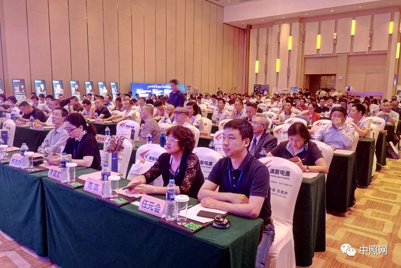 光影百年董事长黄浩确认出席2022中国照明设计师大会