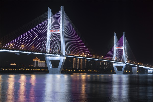 桥梁夜景照明设计以下几点需要注意-河南明亮照明