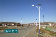 乡村建设LED太阳能路灯广泛应用