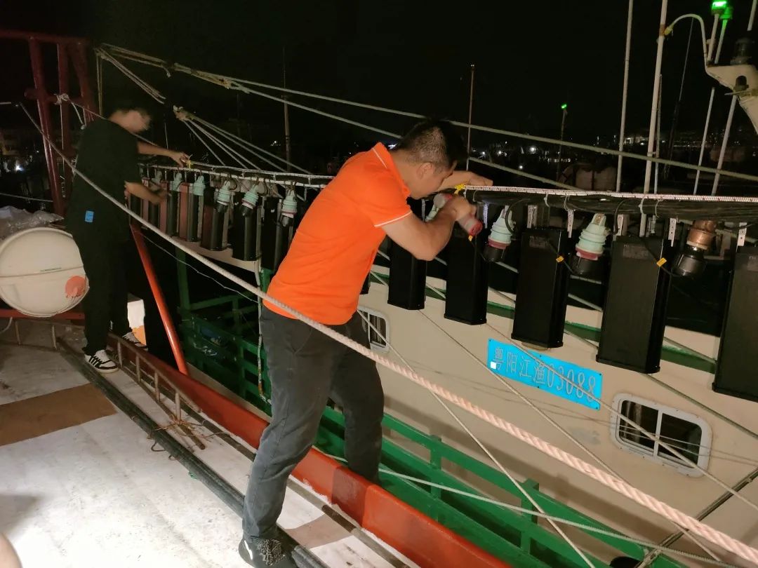 佛山照明助力“中国南海渔都”开渔