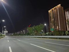 湖北襄阳襄江大道东津段3.26公里全线亮灯