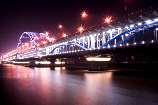 桥梁夜景照明应避免出现的问题