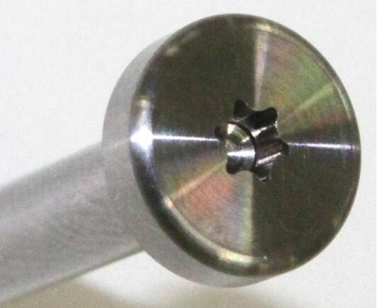 钛合金接骨螺钉铣梅花，用nakanishi高频铣，转速8万