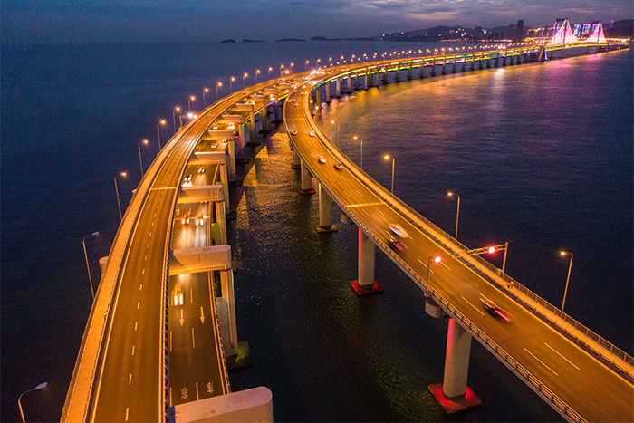 桥梁照明不只体现绿色照明，安全合理舒适同样重要！