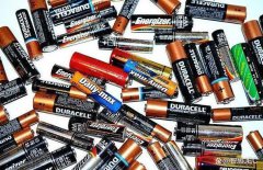 为什么很多人知道电池而不知道电容器？