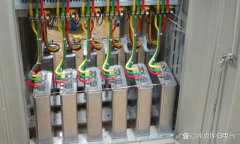 为什么补偿电容器的额定电压需要高于系统电压？