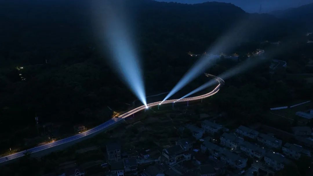 浙江舟山定海五山生态旅游带景观照明工程正式投入使用