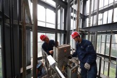 电梯维保工作是一项需要专业技能和技术培训的职业