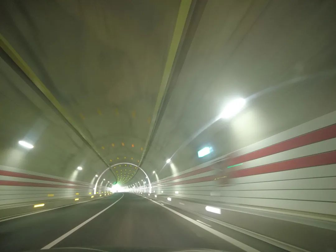 广西南天高速公路机电项目创新照明技术打造低碳环保工程