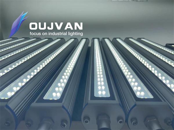 LED机床灯：高效节能的机床照明解决方案