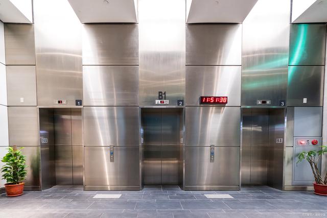 电梯无水空调：给乘客带来舒适的体验