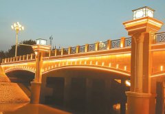 河南新乡新建设桥亮化升级扮靓城市夜景