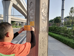 重庆九龙坡区23条主干道2256根路灯灯杆完成铭牌张贴
