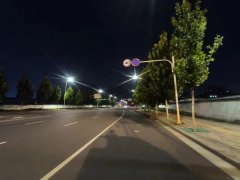 郑州惠济区固城路（英才街—天元路段）路灯亮化完工亮灯
