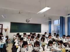 山东烟台芝罘区学校教室照明改造换新