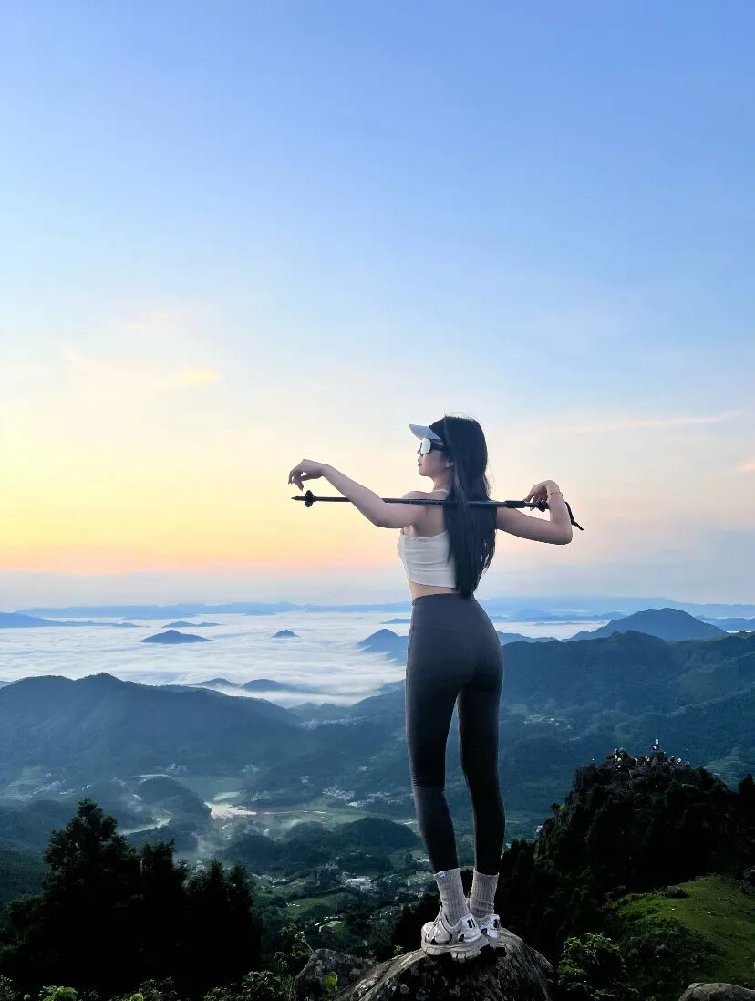 爬山