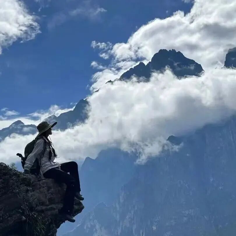 爬山
