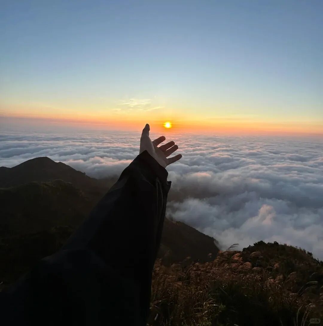 爬山