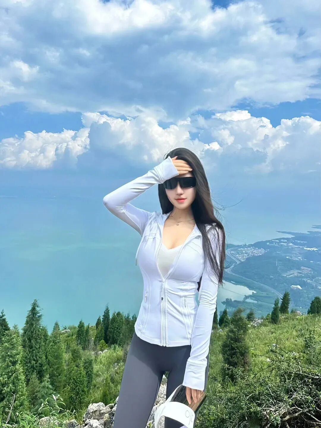 爬山