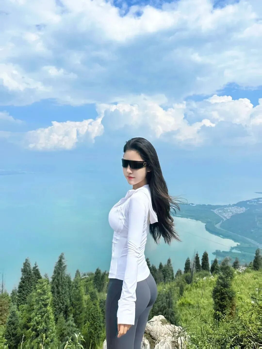 爬山