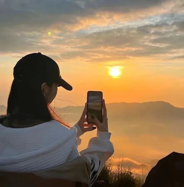 爬山