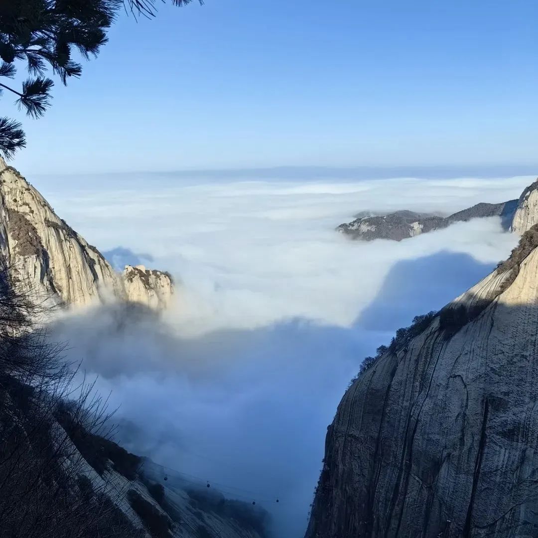 爬山
